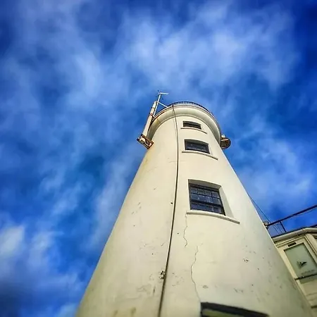 Haddock Hideaway Saints *