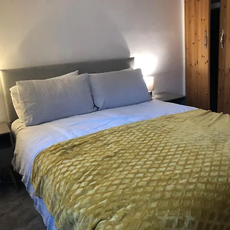 Haddock Hideaway Saints