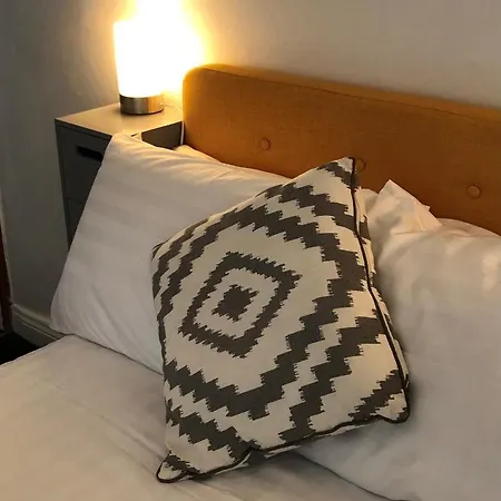 בית נופש Haddock Hideaway Saints